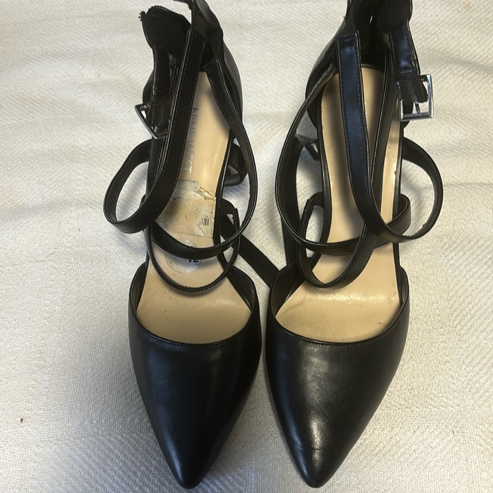 9 1/2M black heel